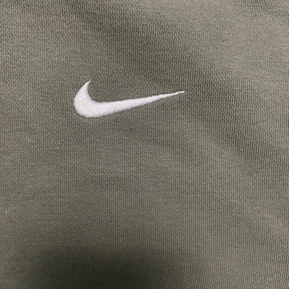 Oliver Vintage Nike Hoodie - Picture 2 of 3